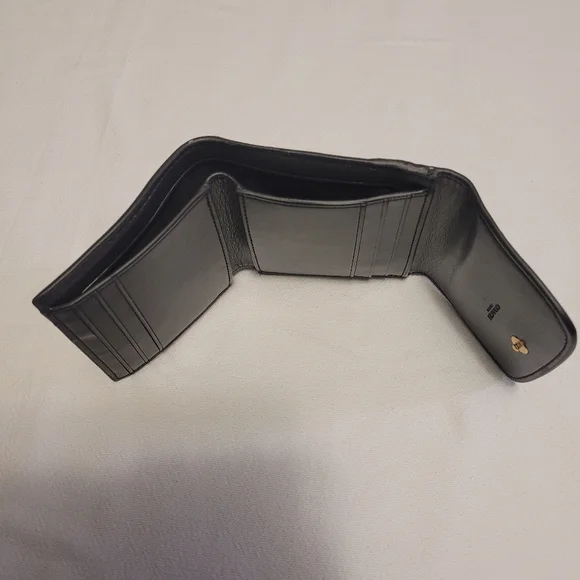 Wallet - Picture 4 of 4